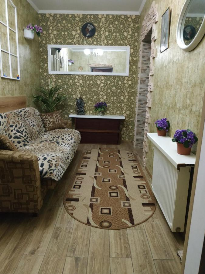 Апартаменты в новом доме в самом центре Хмельницкий Экстерьер фото